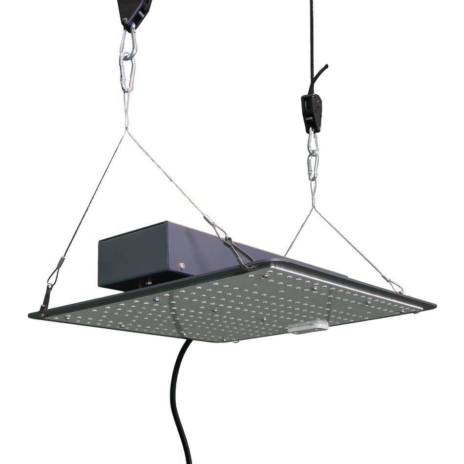 LED Vollspektrum Pflanzenleuchte "SIRIUS" 120 W, dimmbar, mit Schaltzeituhr - Grow light